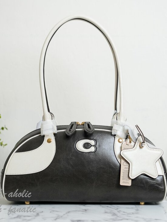 Coachtopia Handbags - Coach Coachtopia CDU49 Bowling Shoulder Bag Upcrafted Leather Black/Chalk NWT